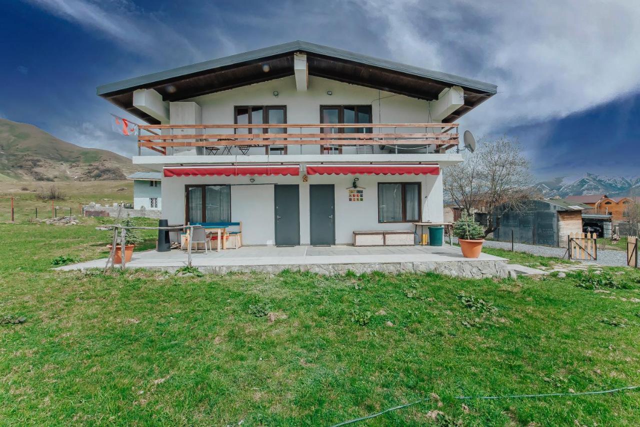 Ski House Bluebird Gudauri Exterior foto